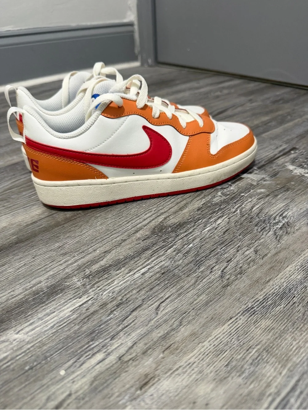Nike White, Orange & Red Low-Top Sneakers